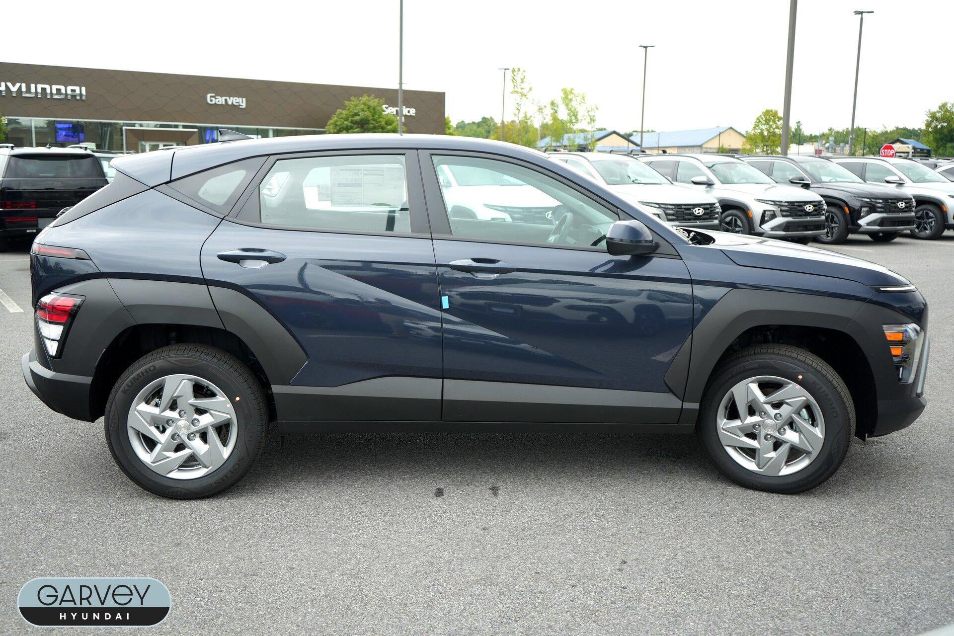 2027 Hyundai KONA SE