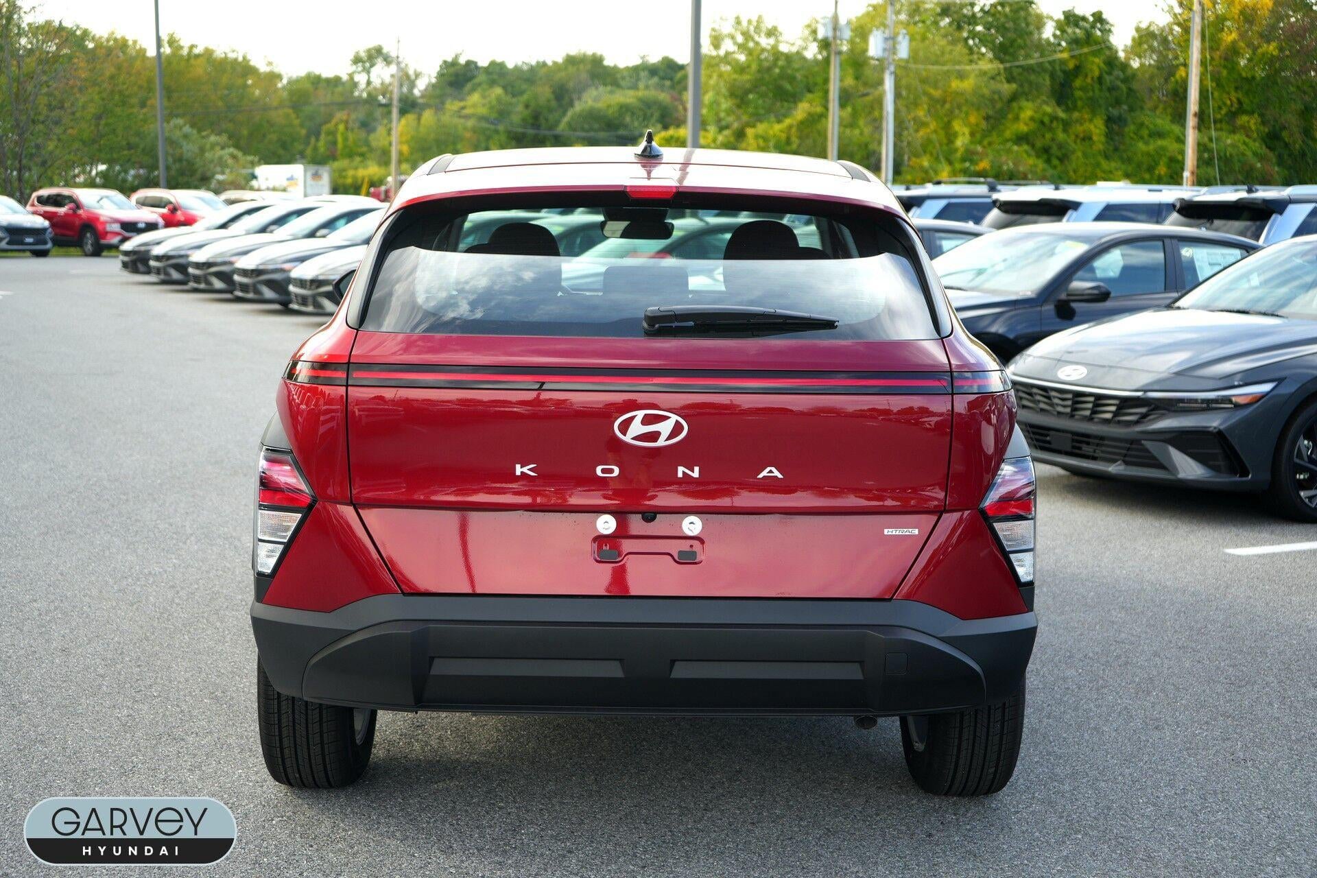2027 Hyundai KONA SE