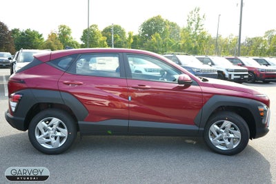 2027 Hyundai KONA SE