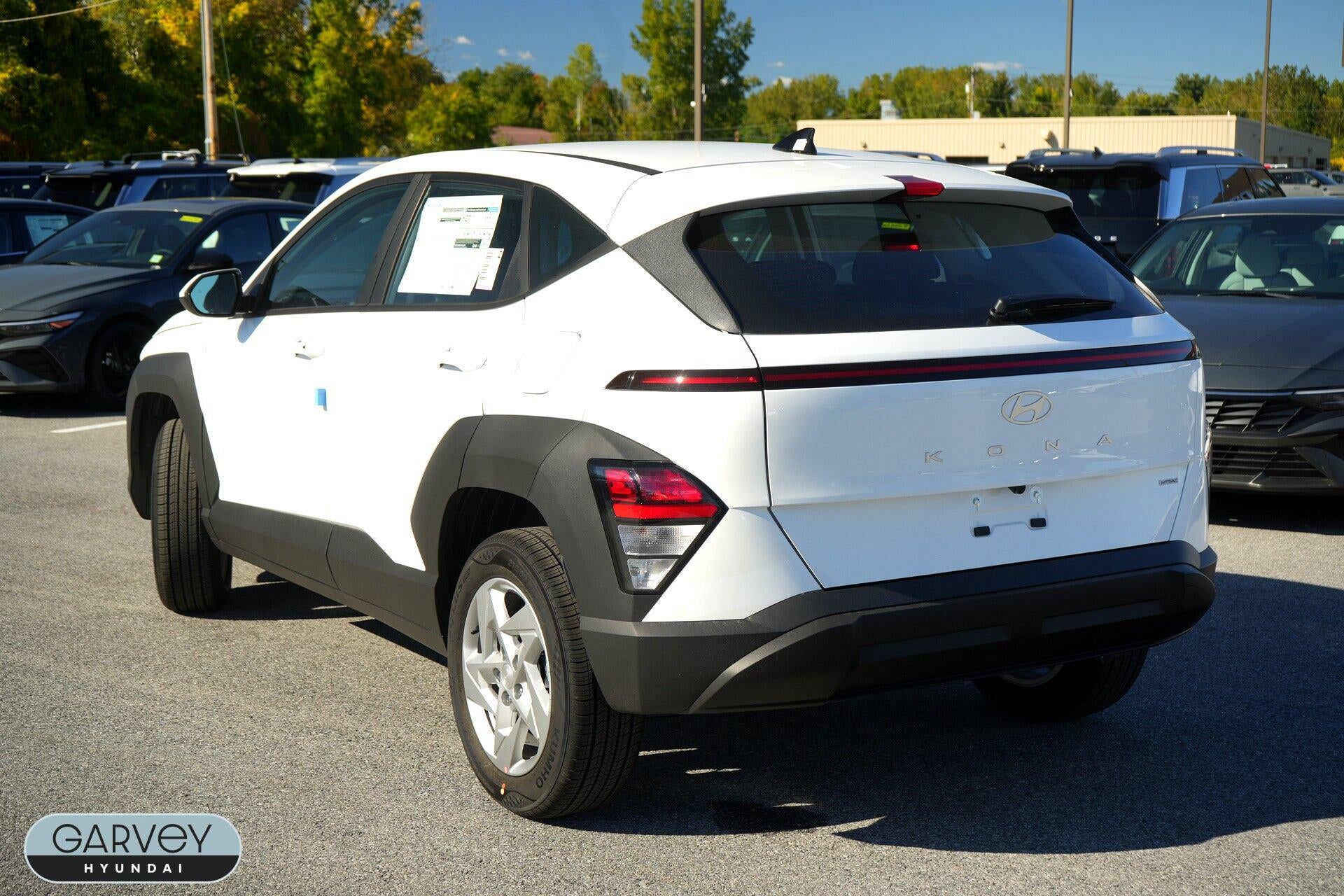 2027 Hyundai KONA SE
