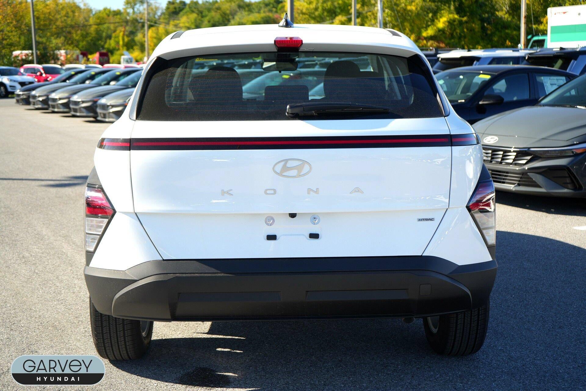 2027 Hyundai KONA SE