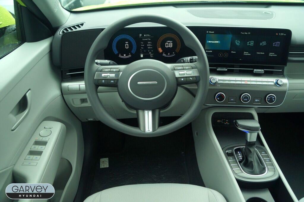 2026 Hyundai KONA SE