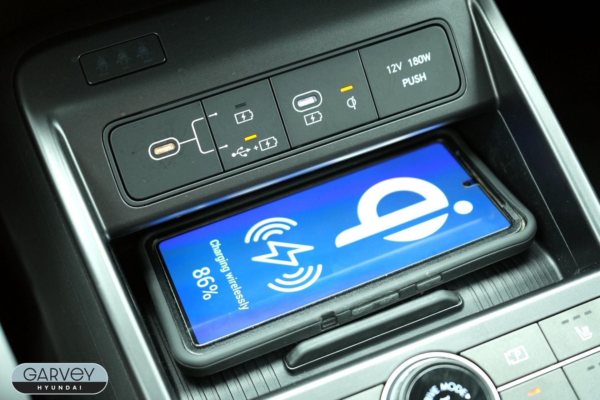 2024 Hyundai Kona Limited - Photo 15