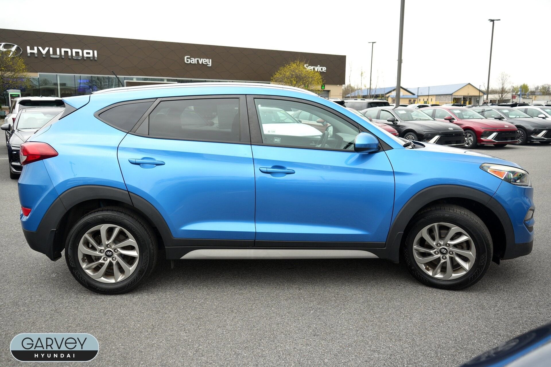 2017 Hyundai TUCSON SE