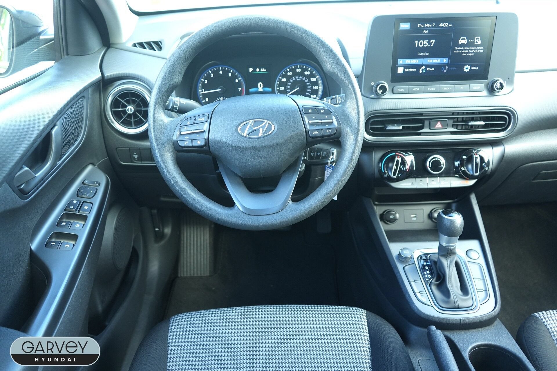 2022 Hyundai KONA SE