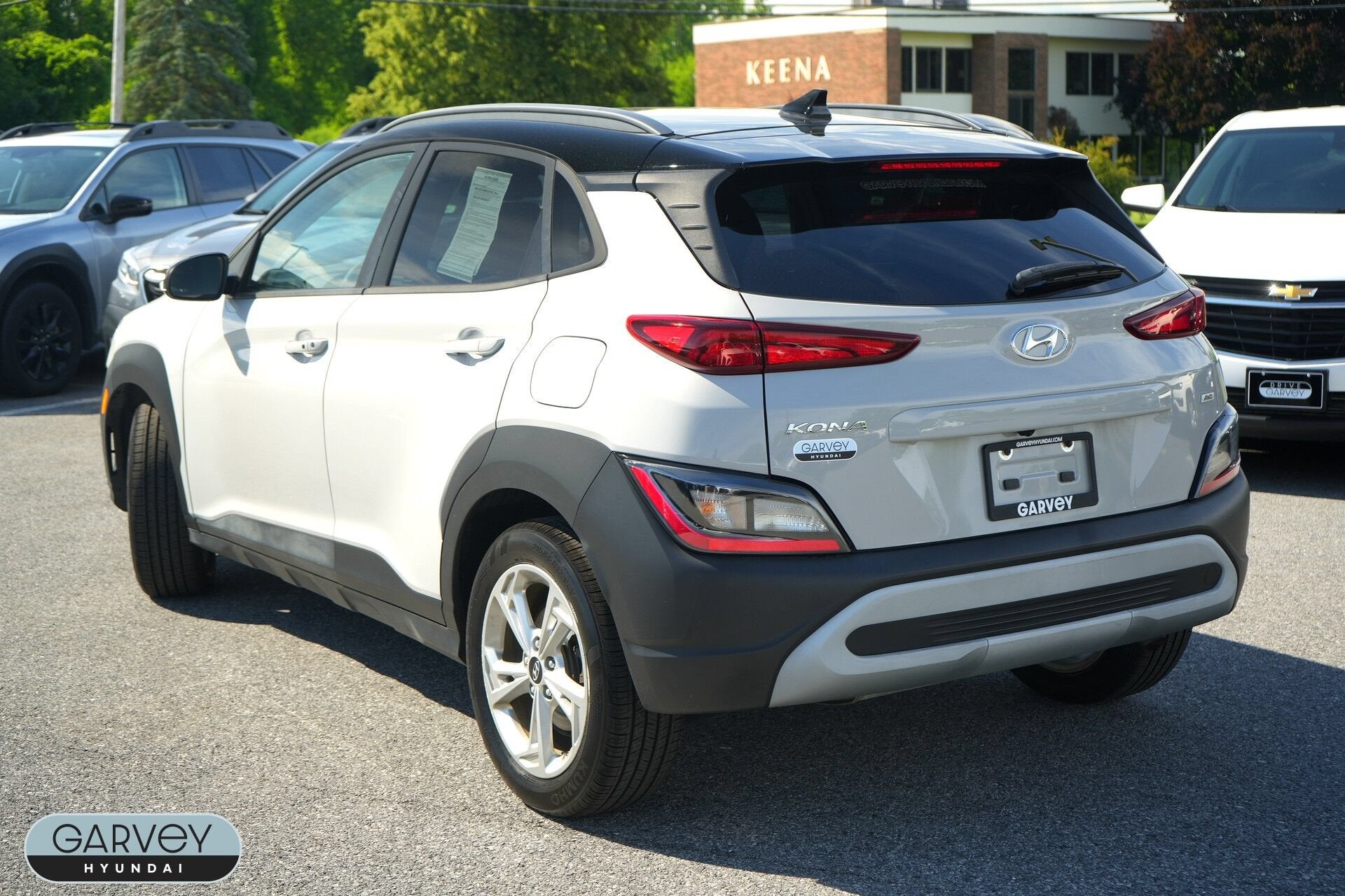 2022 Hyundai KONA SEL