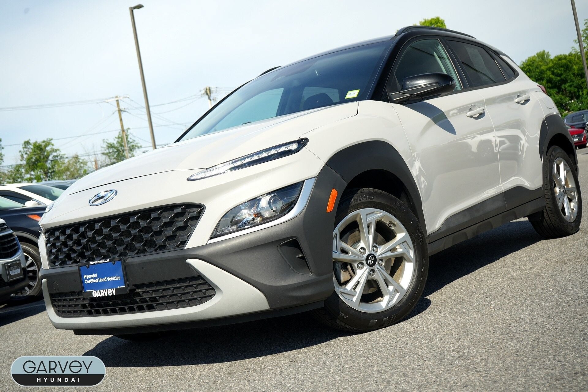 2022 Hyundai KONA SEL