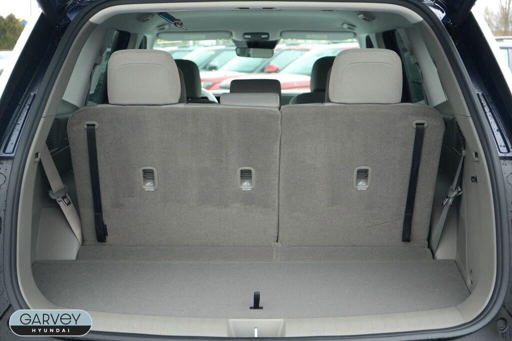 2026 Hyundai PALISADE SE