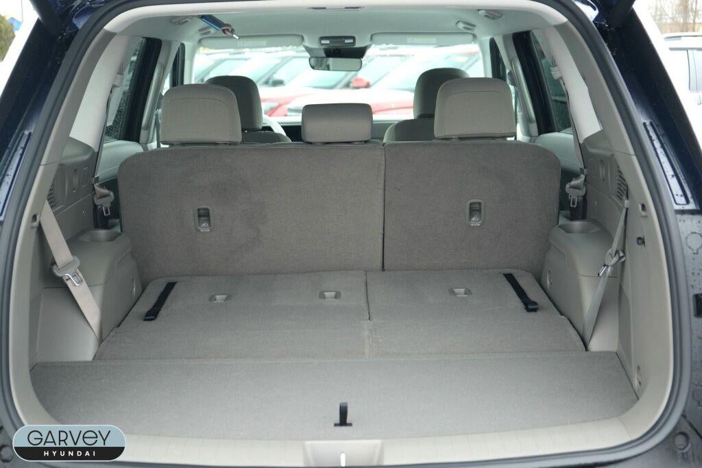 2026 Hyundai PALISADE SE