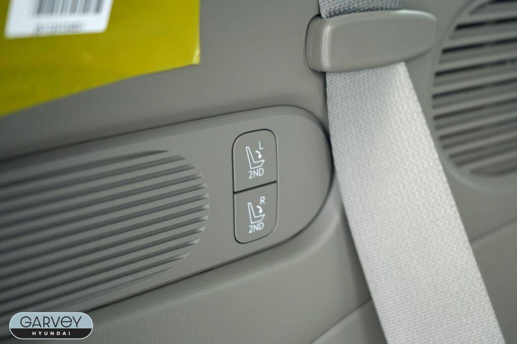 2026 Hyundai PALISADE SE