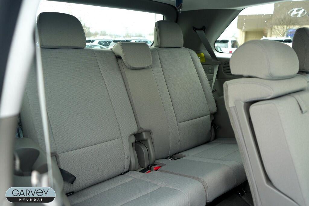 2026 Hyundai PALISADE SE