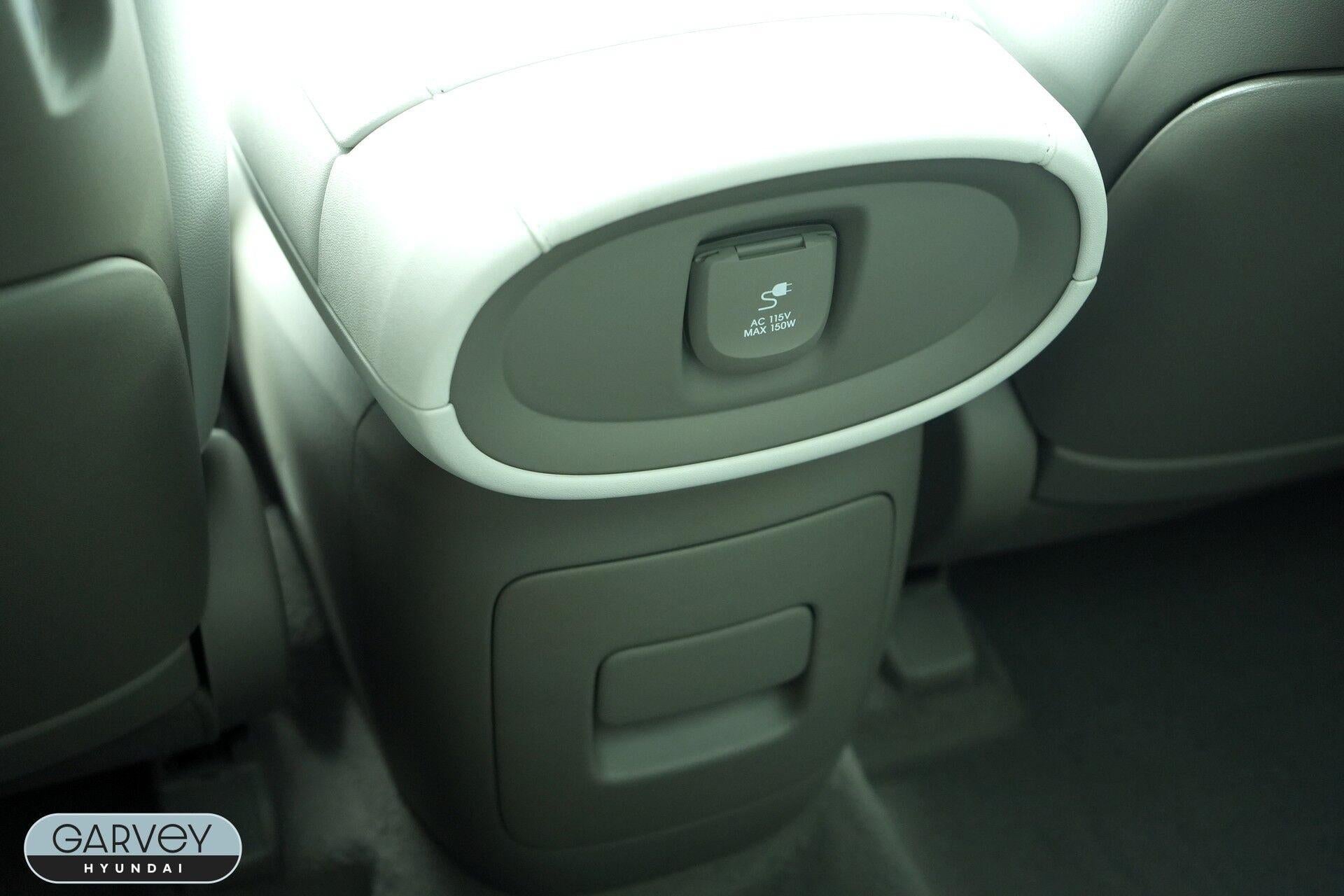 2027 Hyundai PALISADE Limited 8P