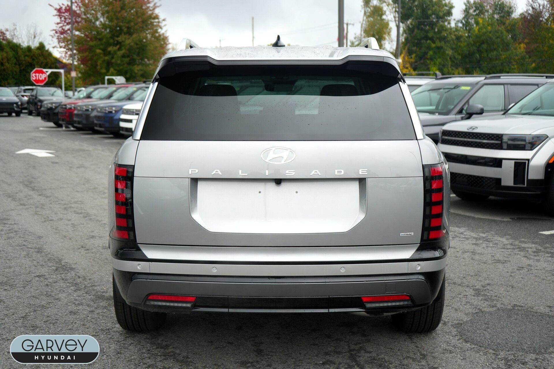 2027 Hyundai PALISADE Limited 8P