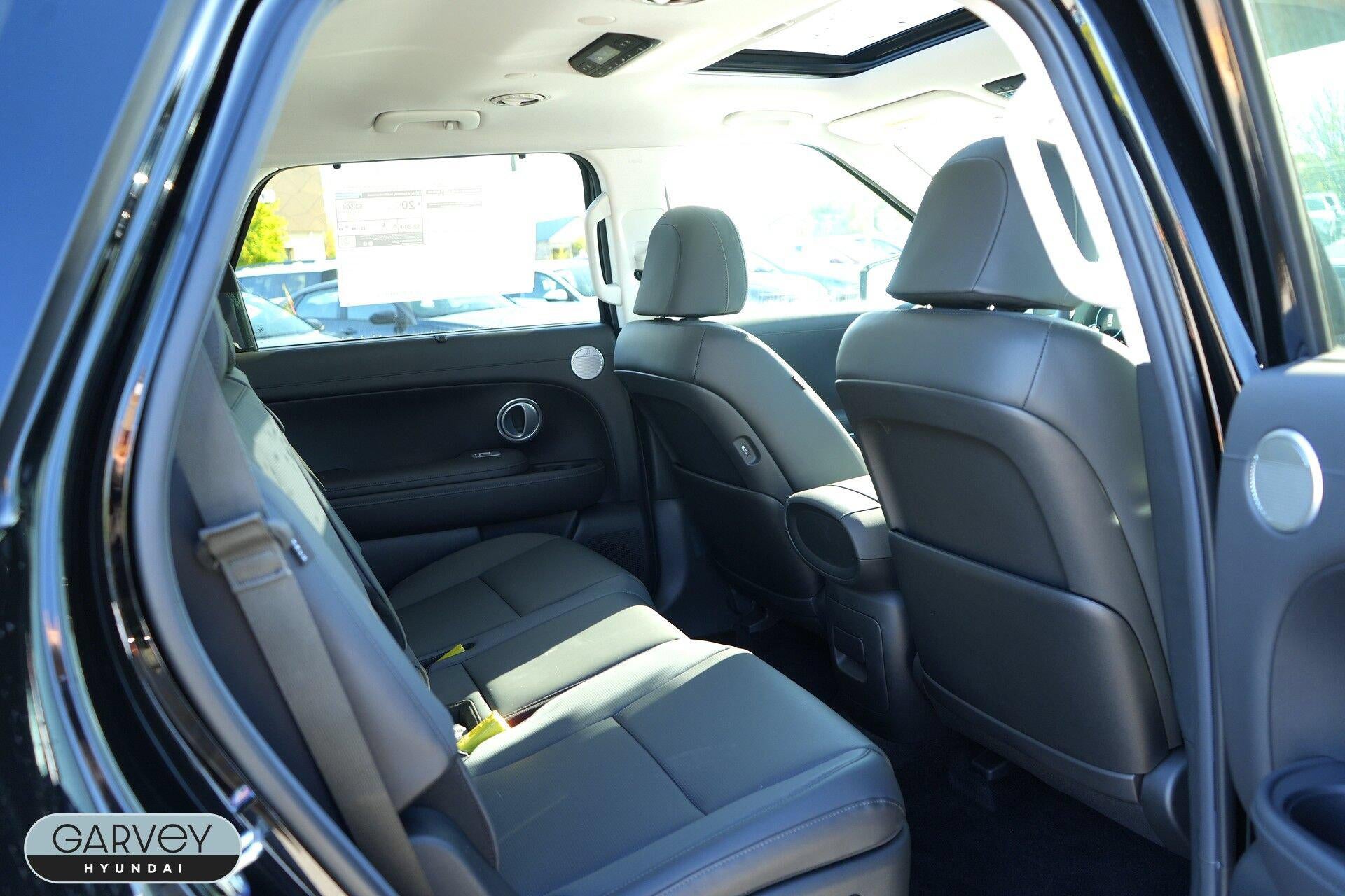 2027 Hyundai PALISADE SEL Premium 8P