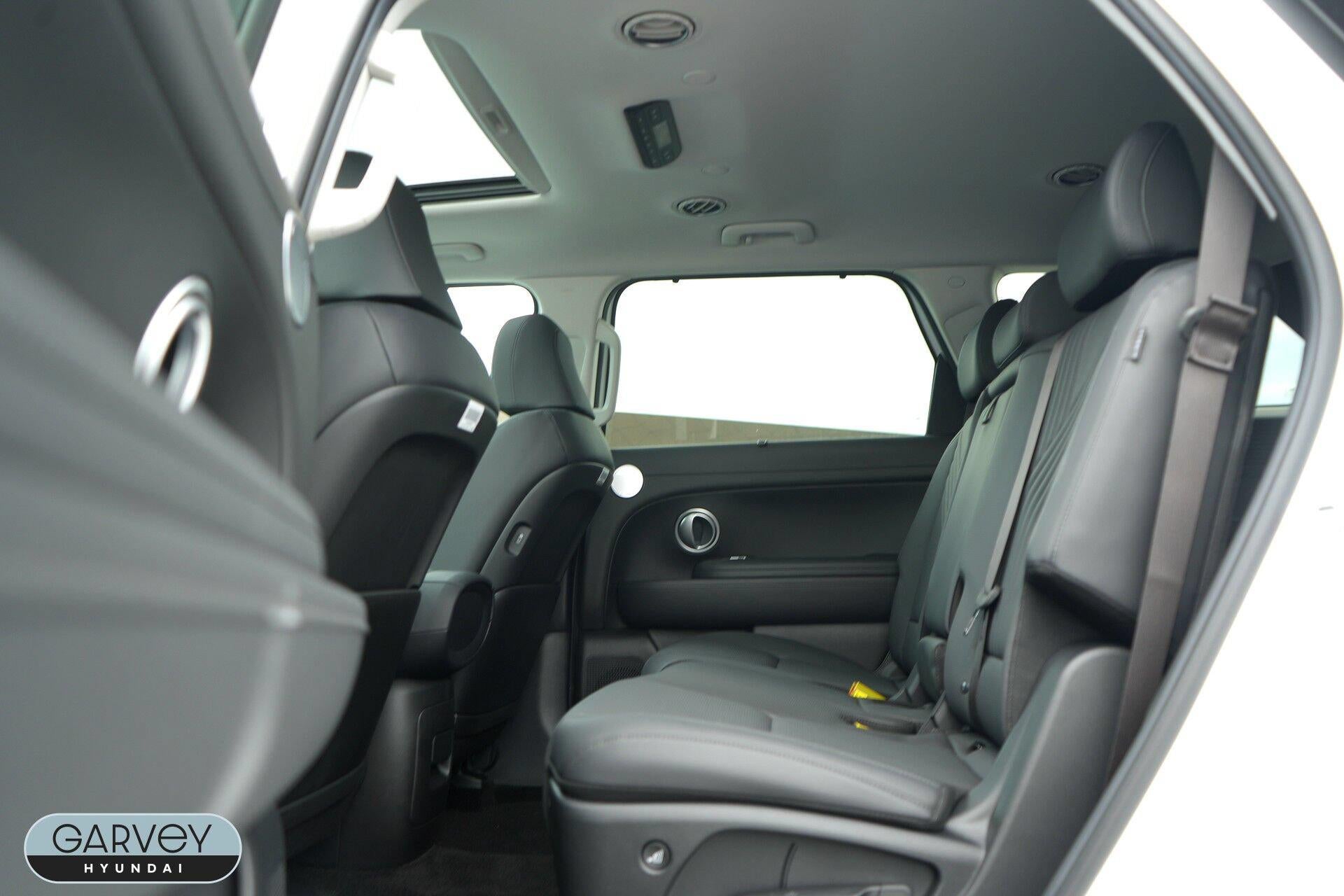 2027 Hyundai PALISADE SEL Premium 8P