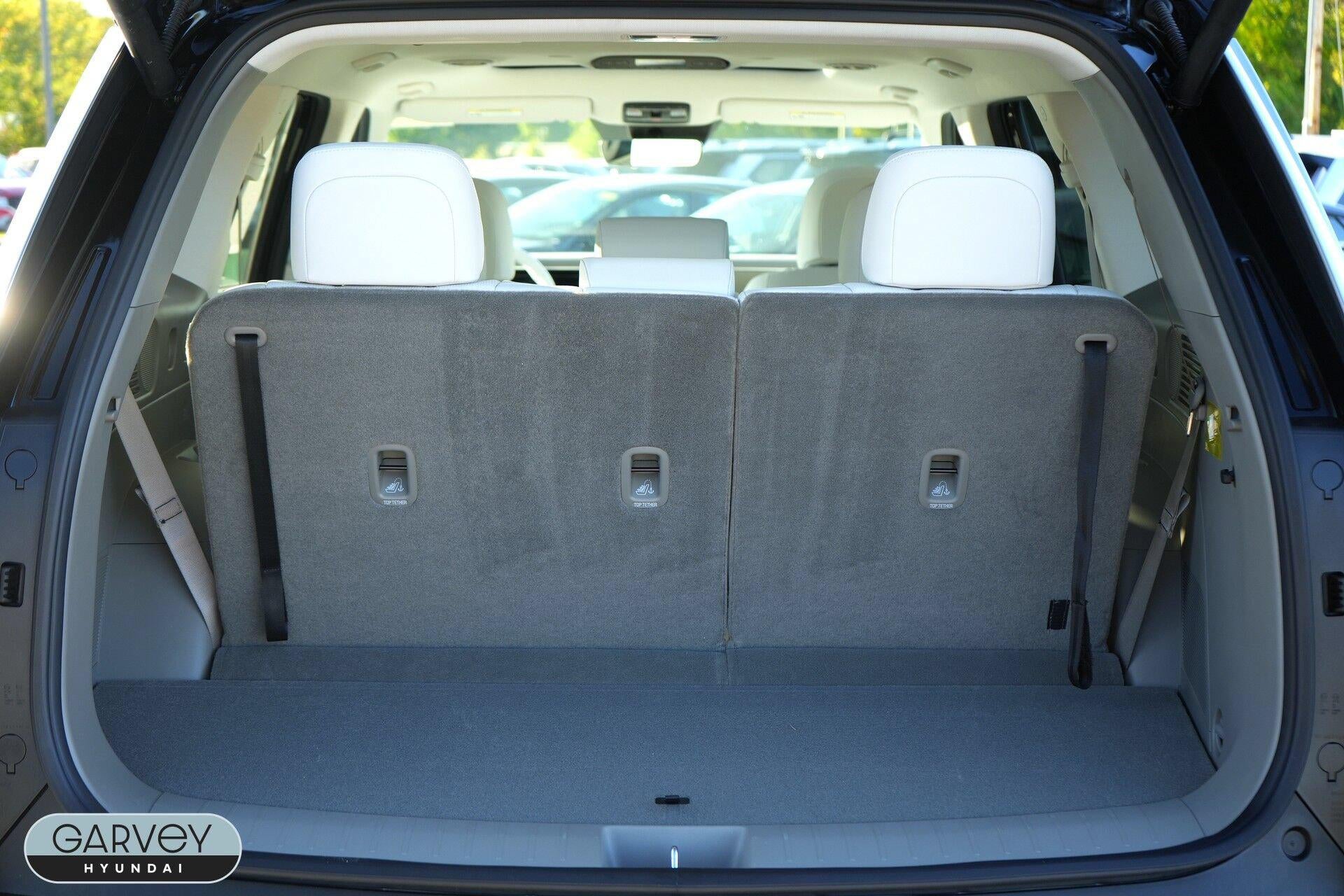 2027 Hyundai PALISADE SEL Premium 8P