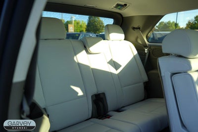 2027 Hyundai PALISADE SEL Premium 8P