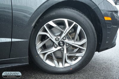 2022 Hyundai SONATA SEL