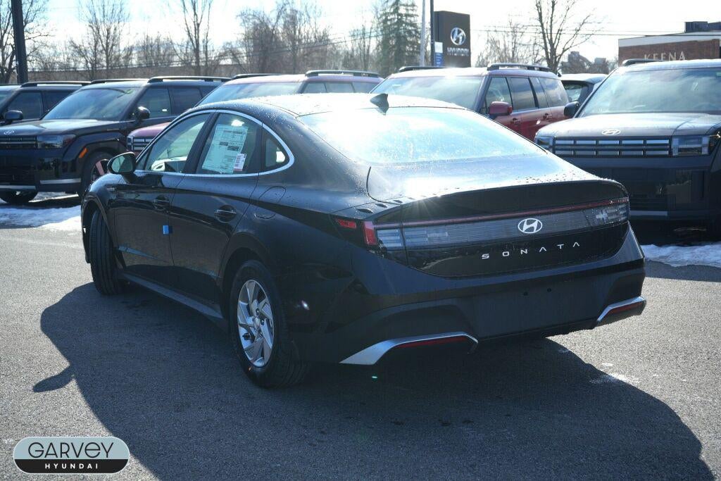 2026 Hyundai SONATA SE