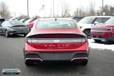 2026 Hyundai SONATA SE