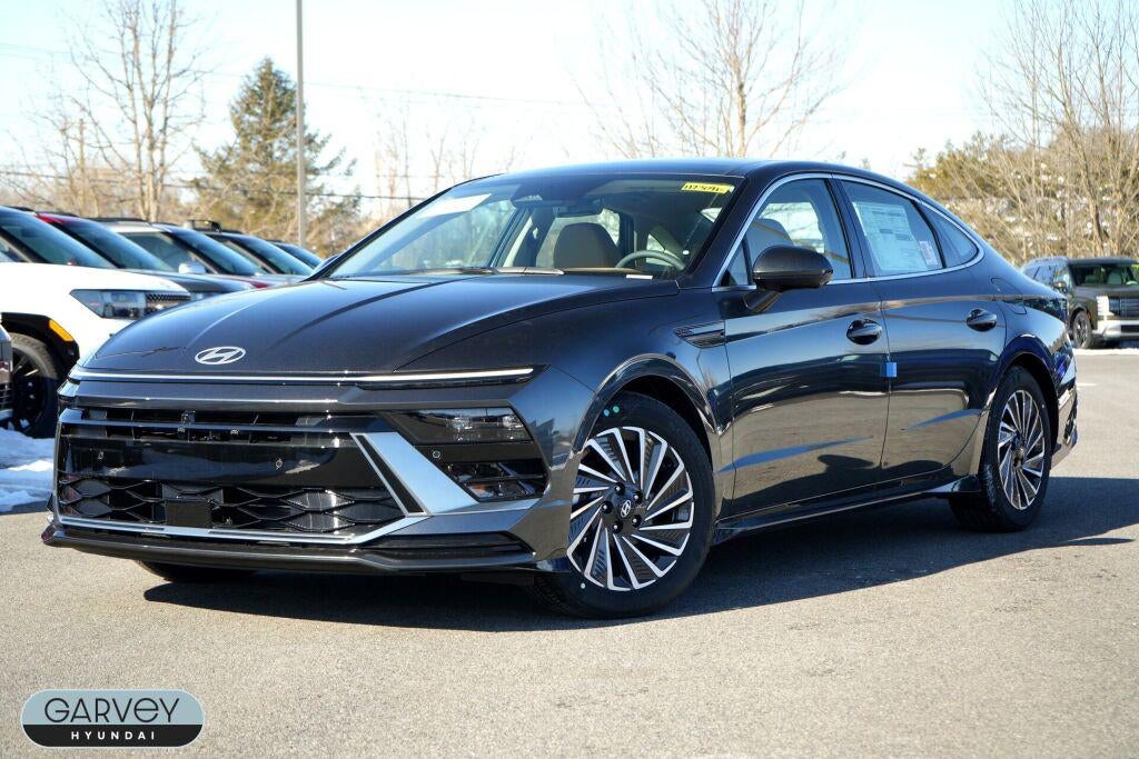 2026 Hyundai SONATA HYBRID Limited