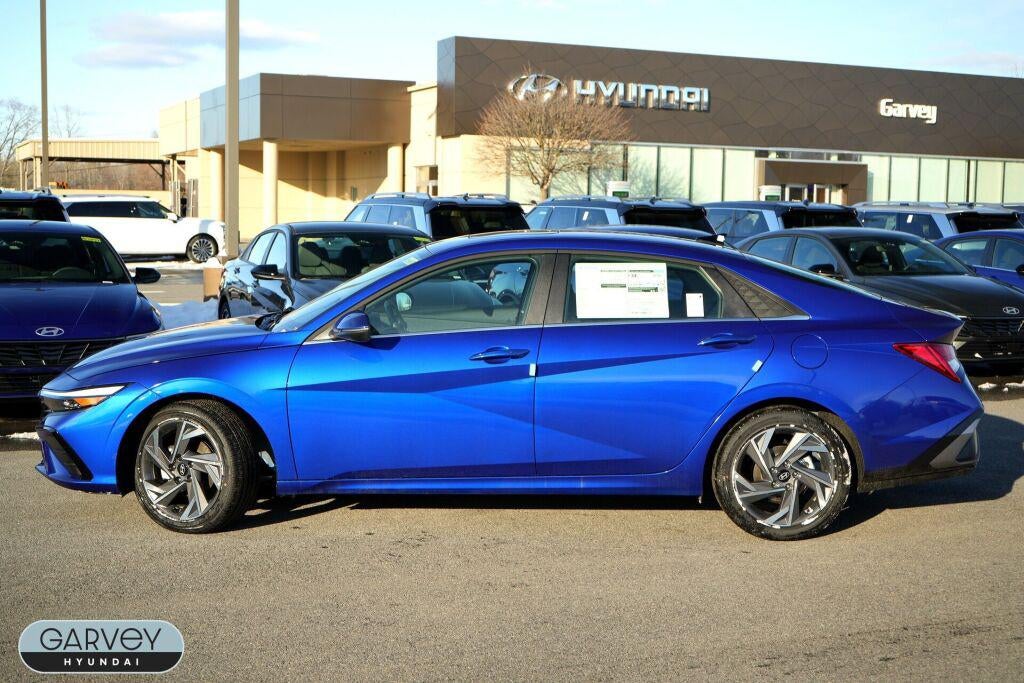 2026 Hyundai ELANTRA Limited