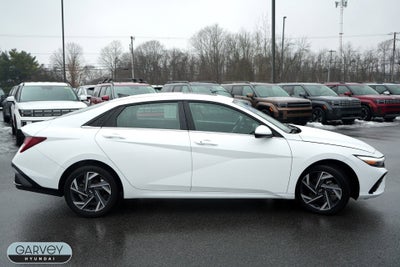 2025 Hyundai ELANTRA SEL Convenience