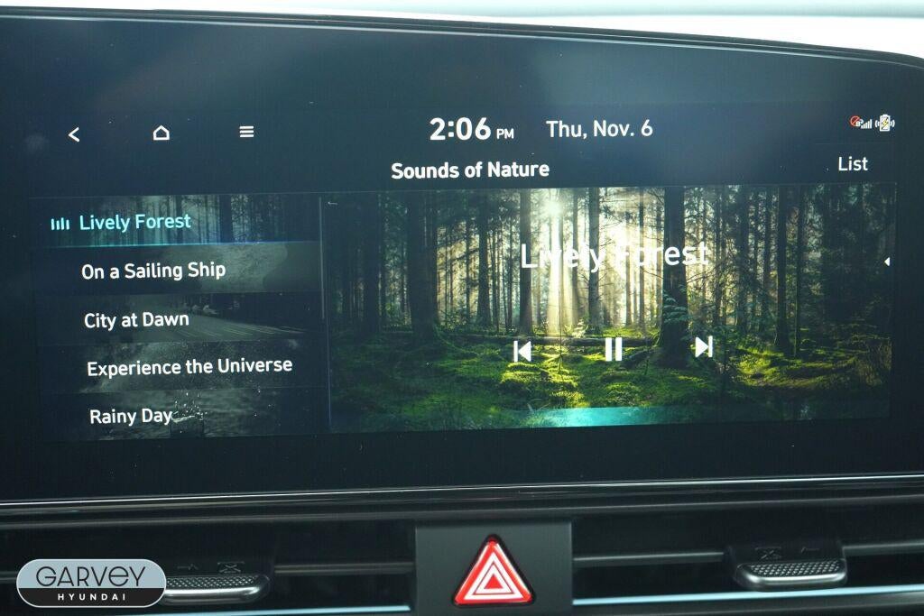 2026 Hyundai ELANTRA Base