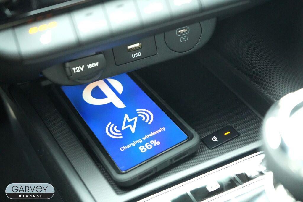 2026 Hyundai ELANTRA Base