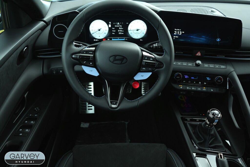 2026 Hyundai ELANTRA Base