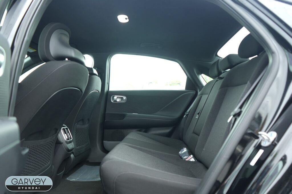 2025 Hyundai IONIQ 6 SE