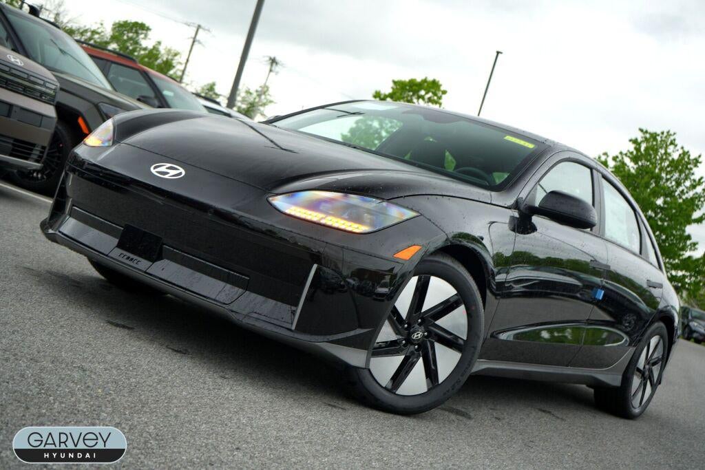 2025 Hyundai IONIQ 6 SE