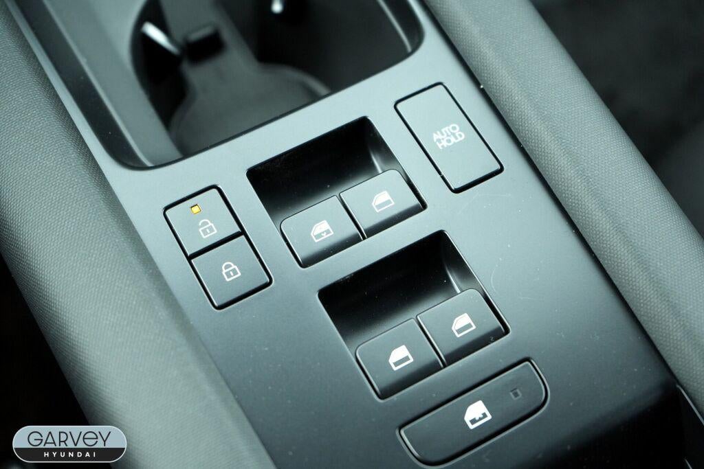 2025 Hyundai IONIQ 6 SE