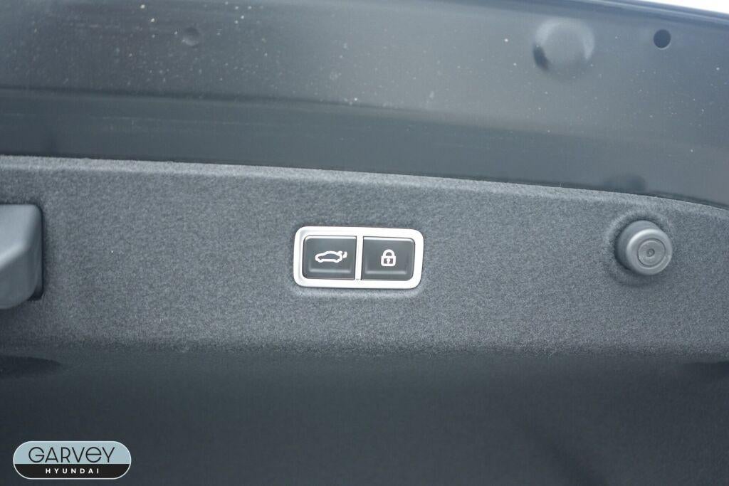 2025 Hyundai IONIQ 6 SE