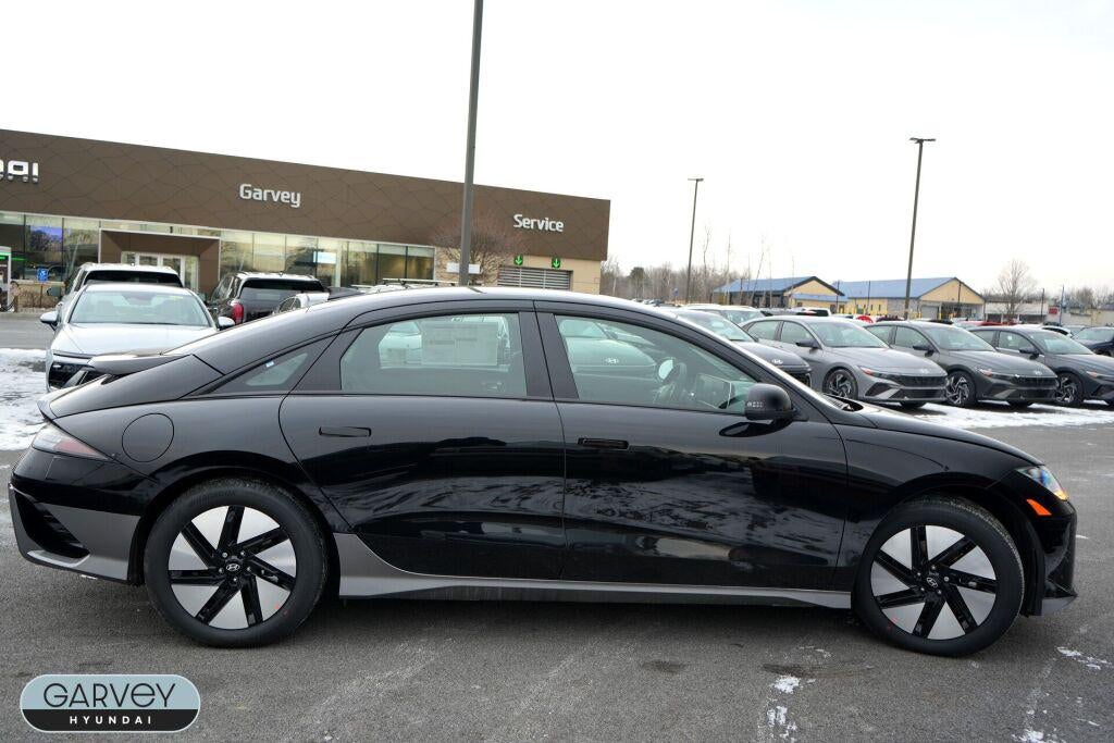 2025 Hyundai IONIQ 6 SE