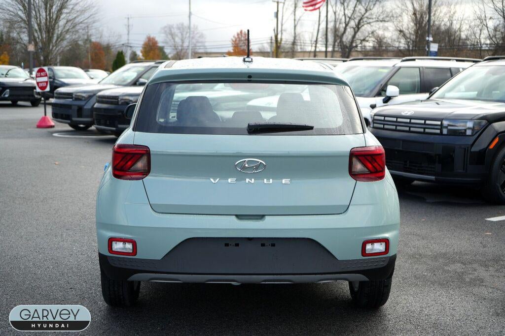 2026 Hyundai VENUE SE