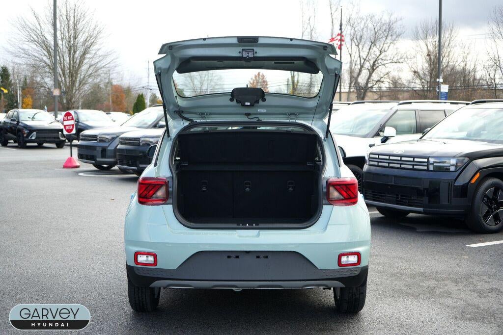 2026 Hyundai VENUE SE