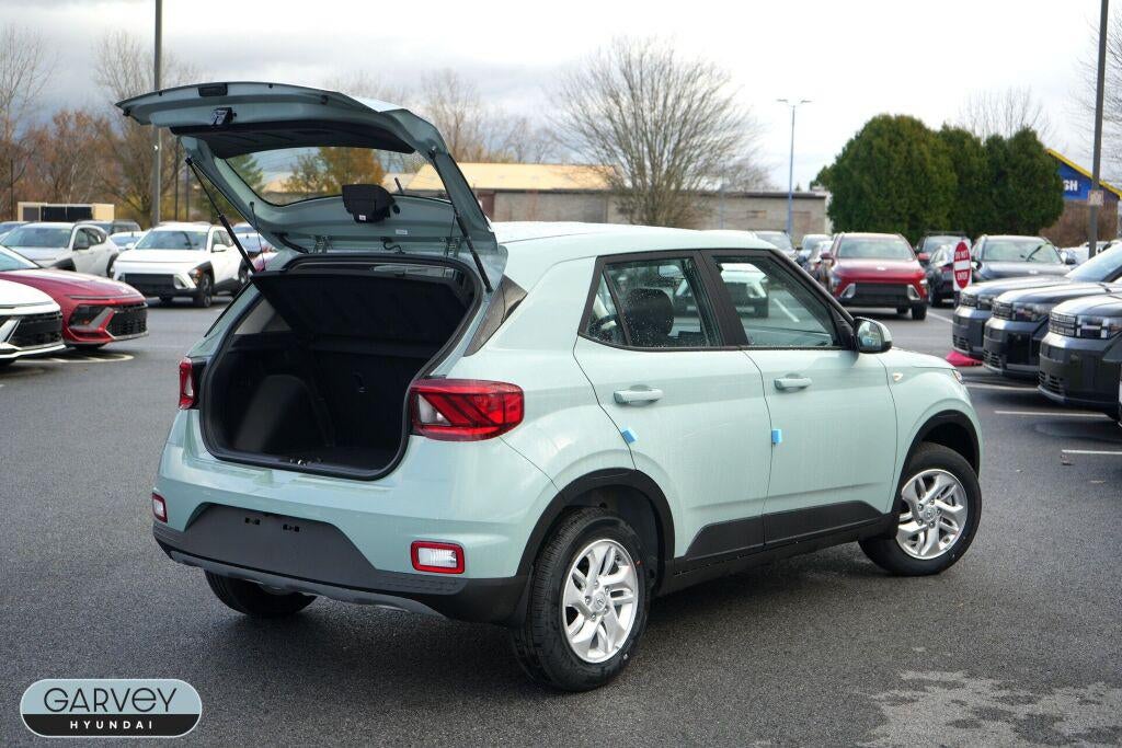 2026 Hyundai VENUE SE