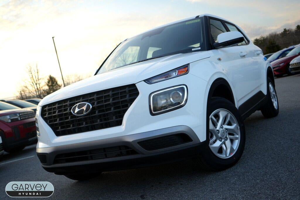 2026 Hyundai VENUE SE