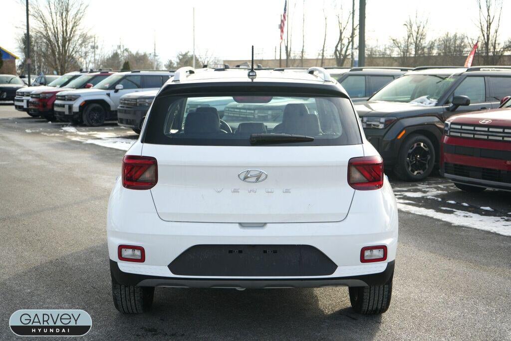 2026 Hyundai VENUE SEL
