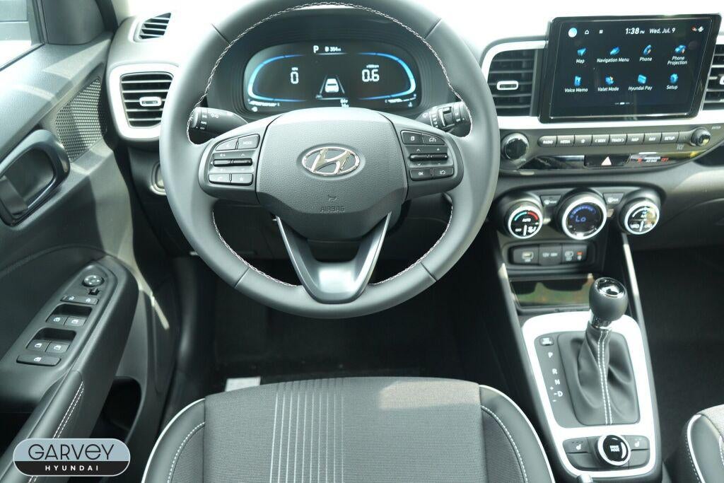 2025 Hyundai VENUE Limited