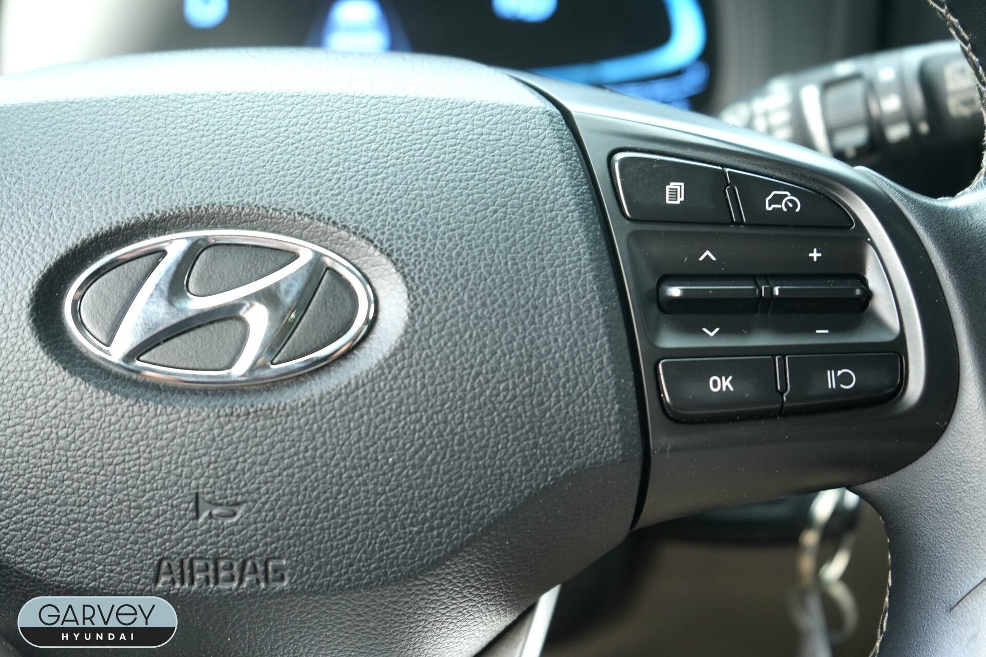 2023 Hyundai Venue SEL - Photo 7