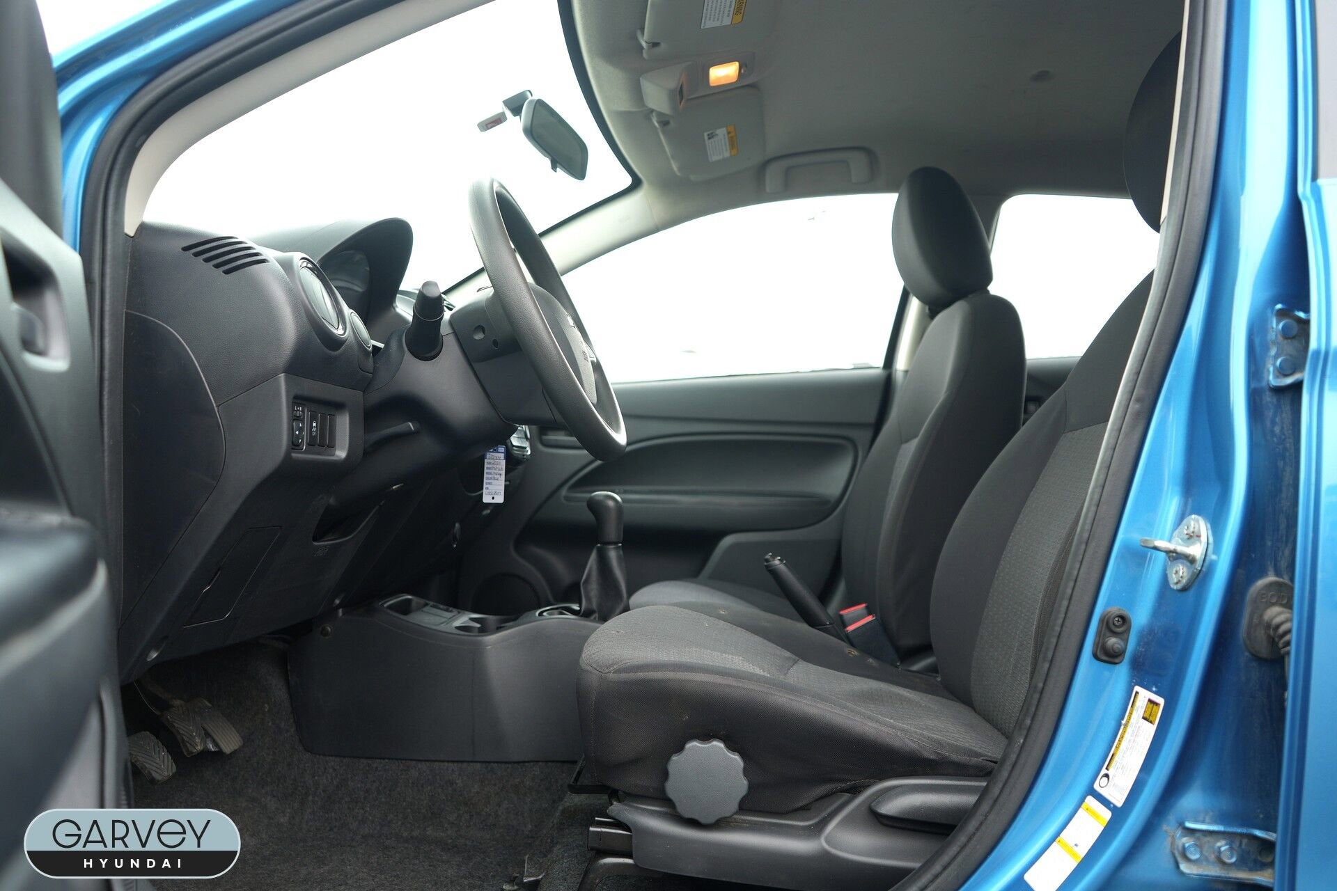 2020 Mitsubishi Mirage ES