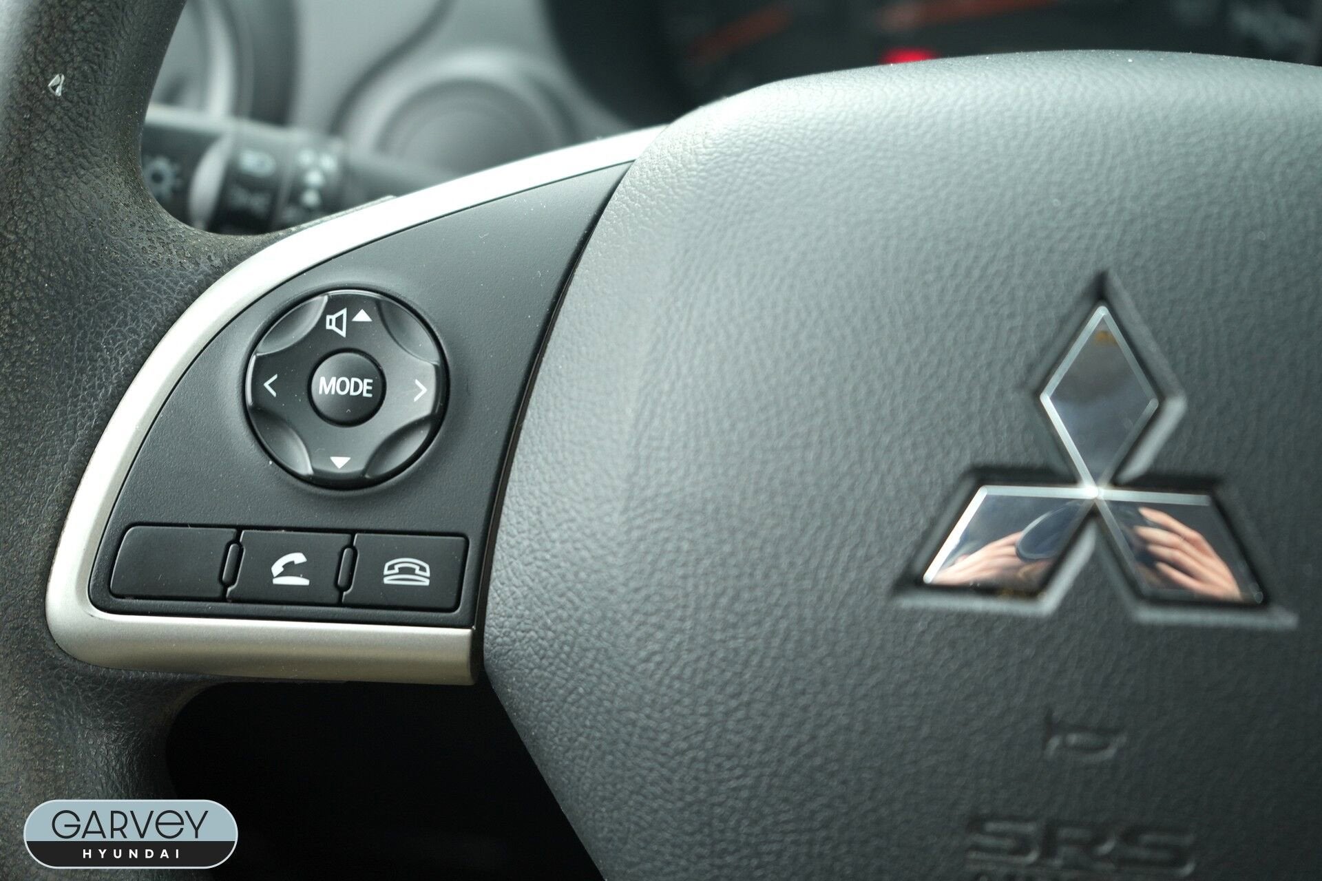 2020 Mitsubishi Mirage ES