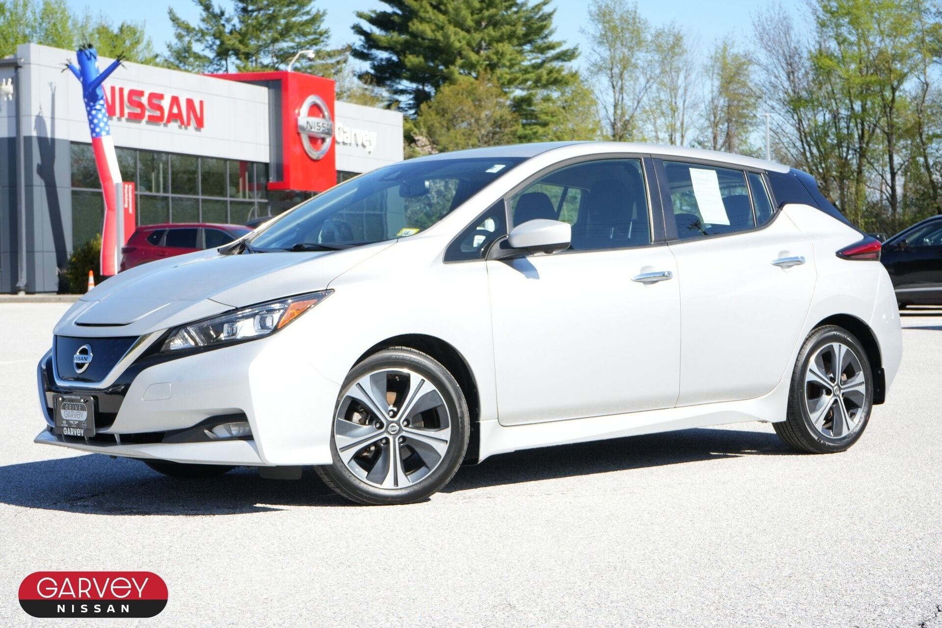 2022 Nissan LEAF SV