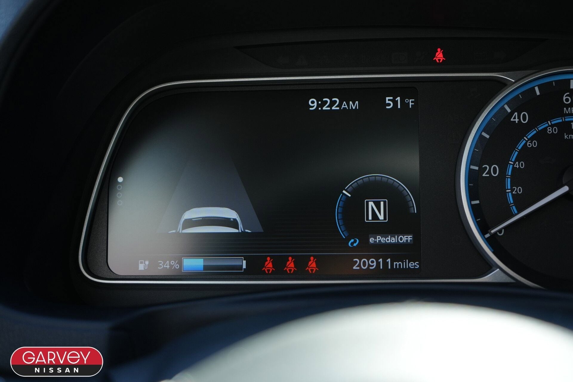 2022 Nissan LEAF SV