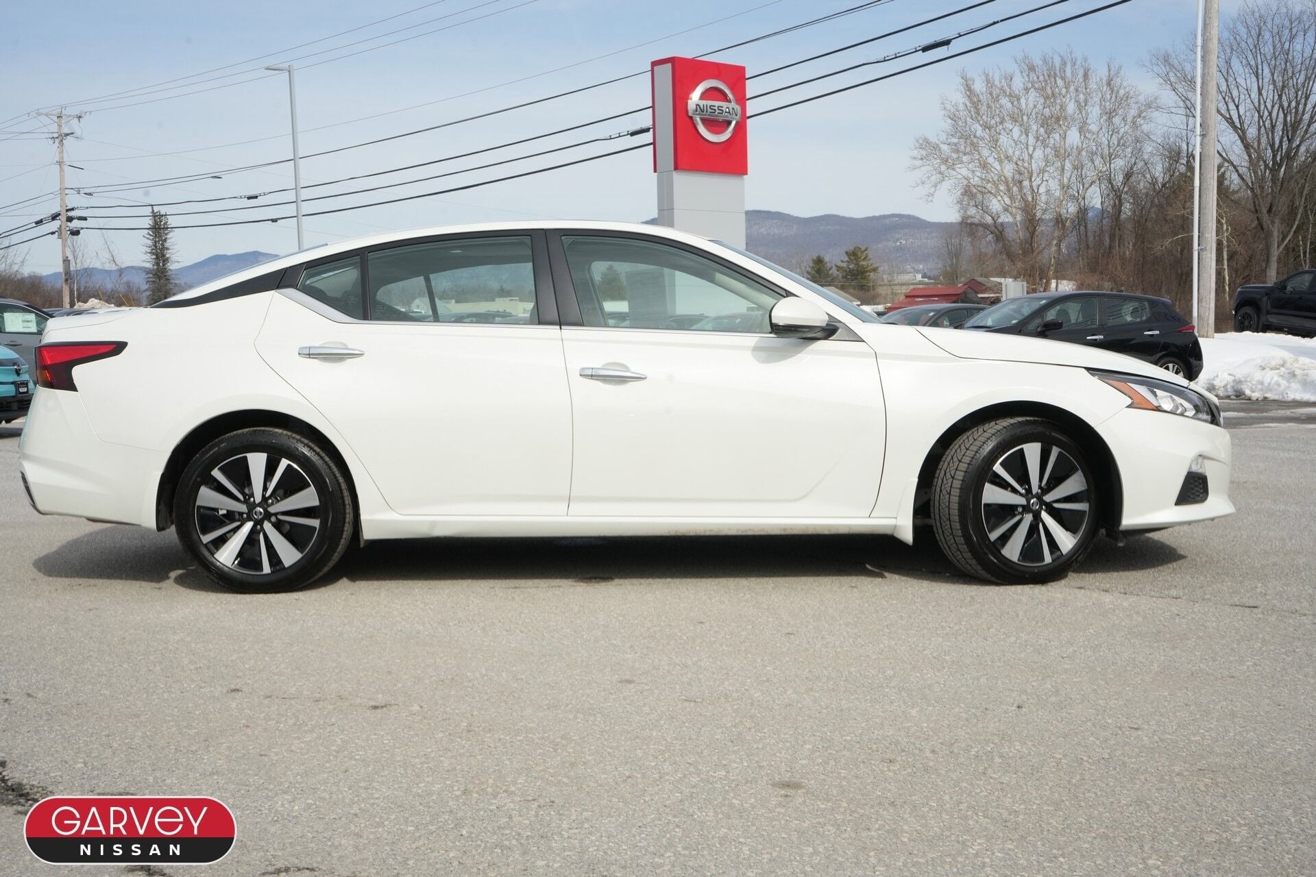 2022 Nissan Altima SV