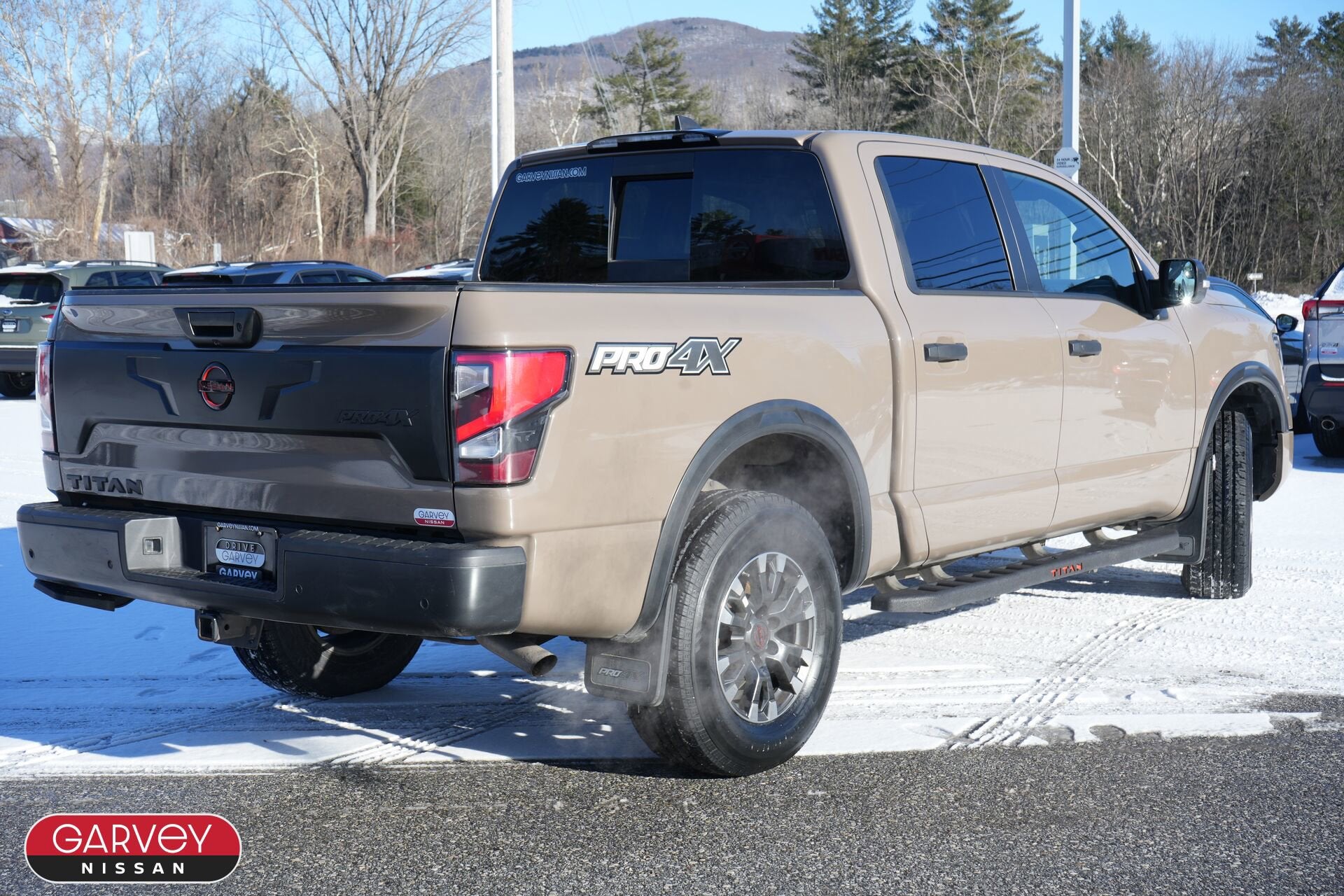 2024 Nissan Titan PRO-4X