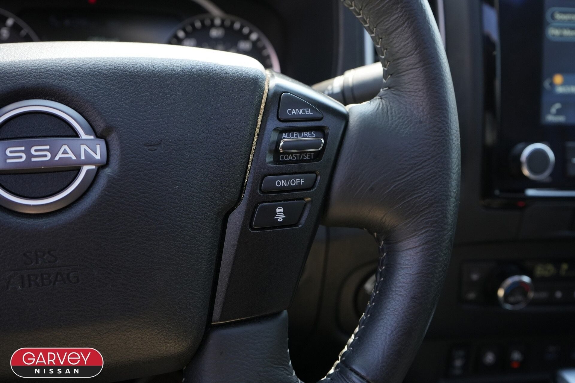 2024 Nissan Frontier SL