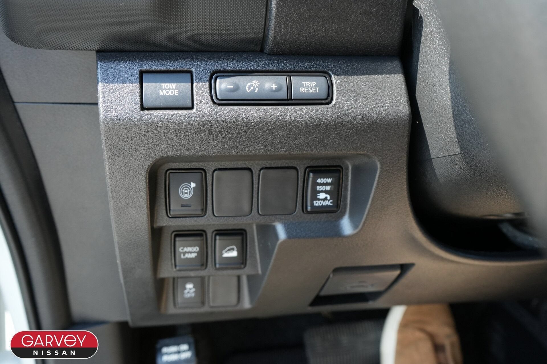 2024 Nissan Frontier SL